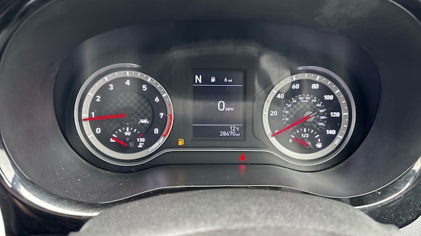 Used Hyundai i10 2022 for sale - 76104273: Photo 13