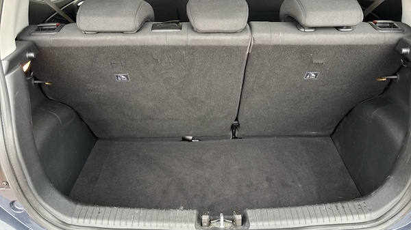 Used Hyundai i10 2022 for sale - 76104273: Photo 15