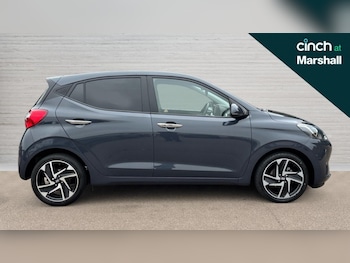 Used Hyundai i10 2022 for sale - 76104273: Photo 2