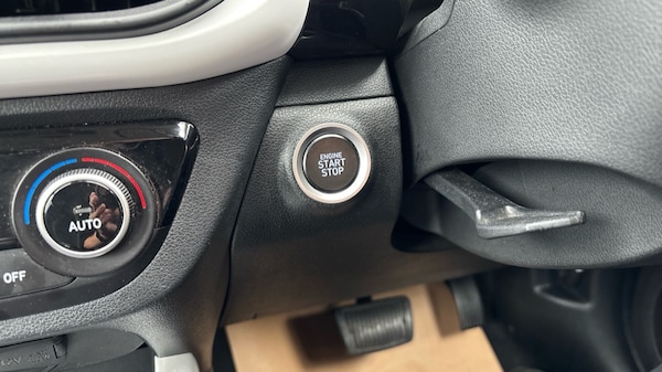 Used Hyundai i10 2022 for sale - 76104273: Photo 42