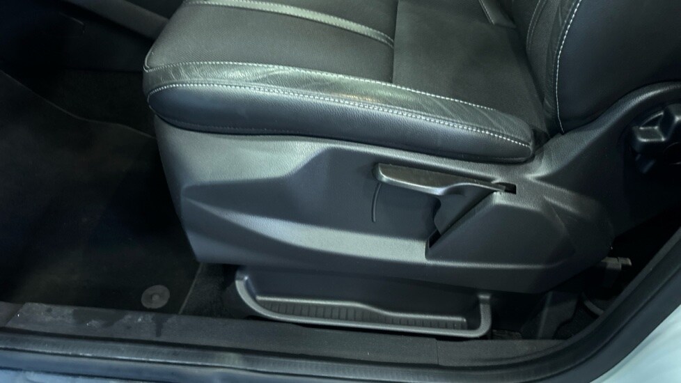 Used Ford Grand C-Max 2016 for sale - 76788293: Photo 34