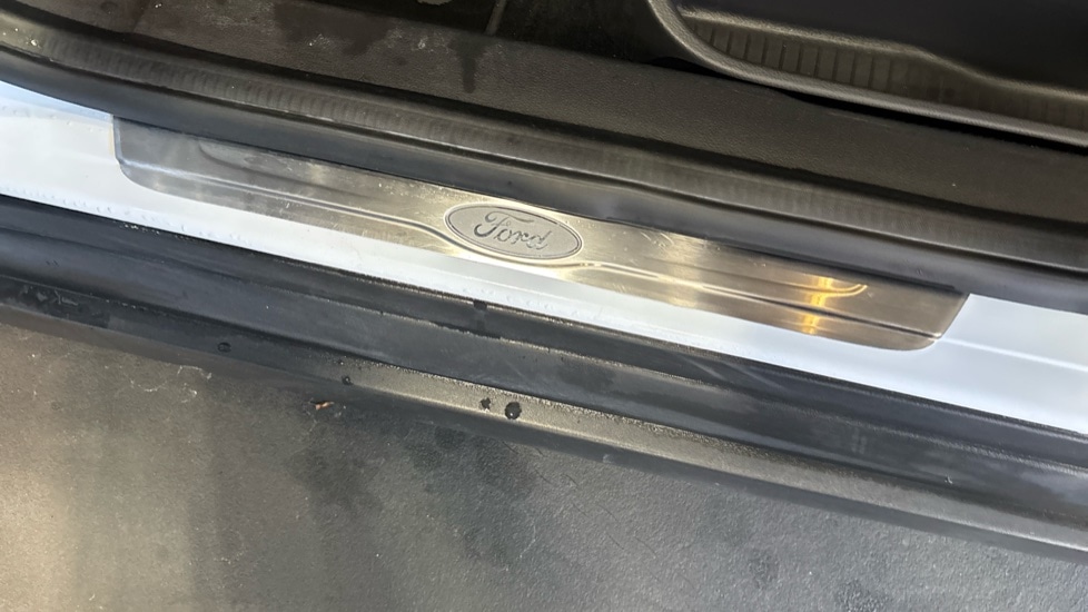 Used Ford Grand C-Max 2016 for sale - 76788293: Photo 39