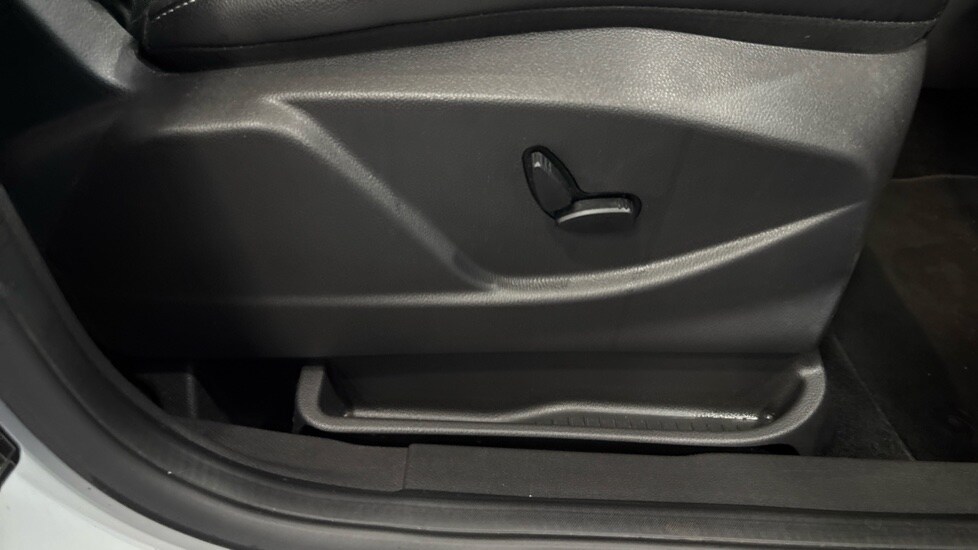 Used Ford Grand C-Max 2016 for sale - 76788293: Photo 48