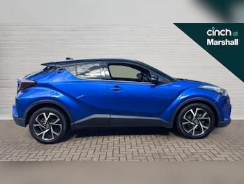 Used Toyota C-HR 2017 for sale - 76466526: Photo