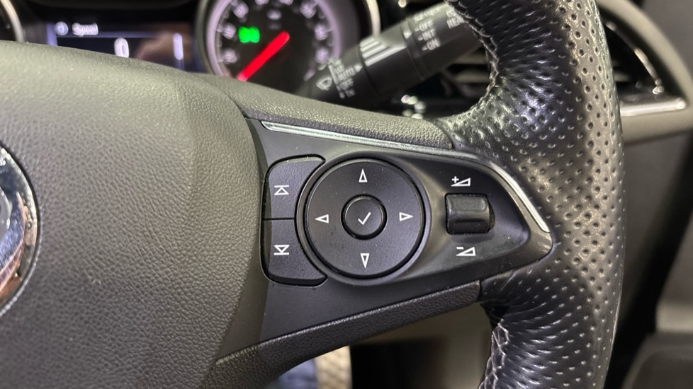 Used Vauxhall Insignia 2017 for sale - 76589810: Photo 24