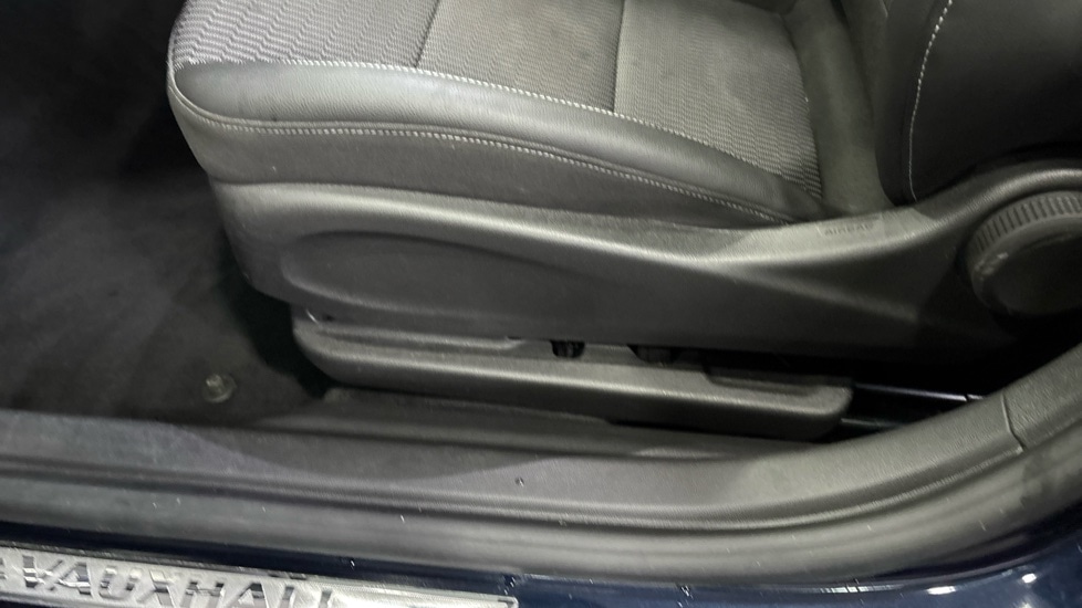 Used Vauxhall Insignia 2017 for sale - 76589810: Photo 34