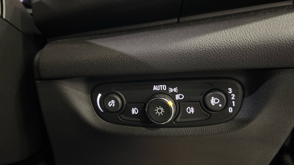 Used Vauxhall Insignia 2017 for sale - 76589810: Photo 43