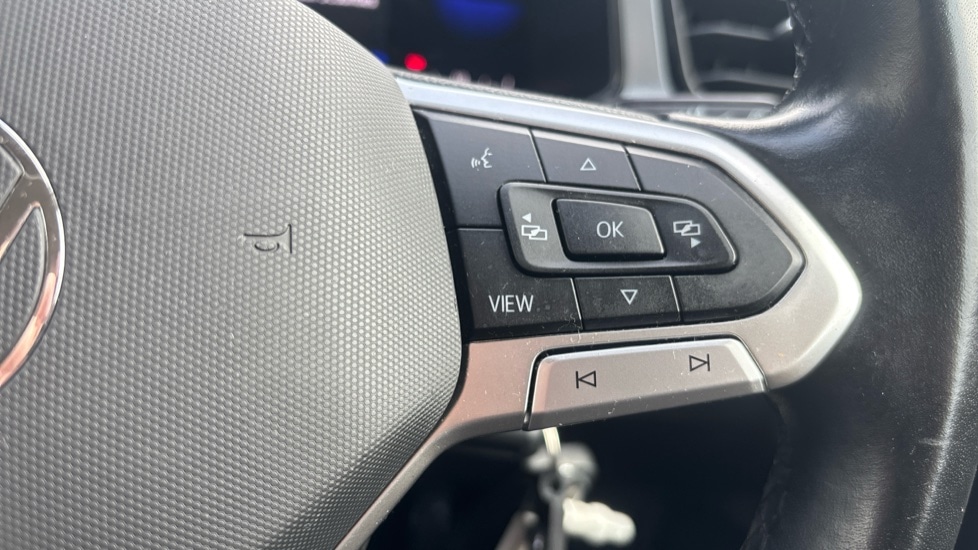 Used Volkswagen T-Roc 2022 for sale - 76078979: Photo 24