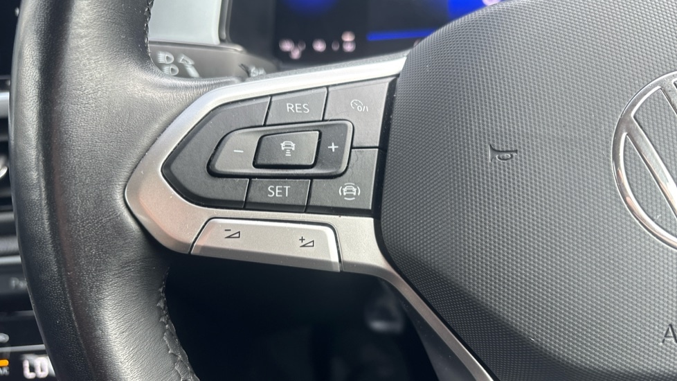 Used Volkswagen T-Roc 2022 for sale - 76078979: Photo 25