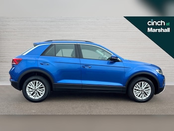 Used Volkswagen T-Roc 2022 for sale - 76078979: Photo