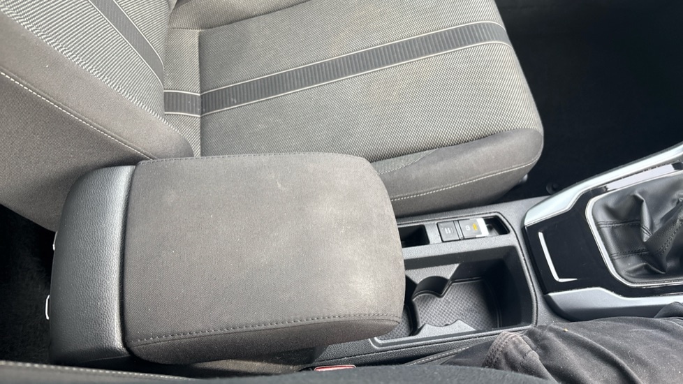 Used Volkswagen T-Roc 2022 for sale - 76078979: Photo 31