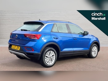 Used Volkswagen T-Roc 2022 for sale - 76078979: Photo