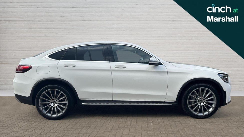 Used Mercedes-Benz GLC 2020 for sale - 76390108: Photo 2