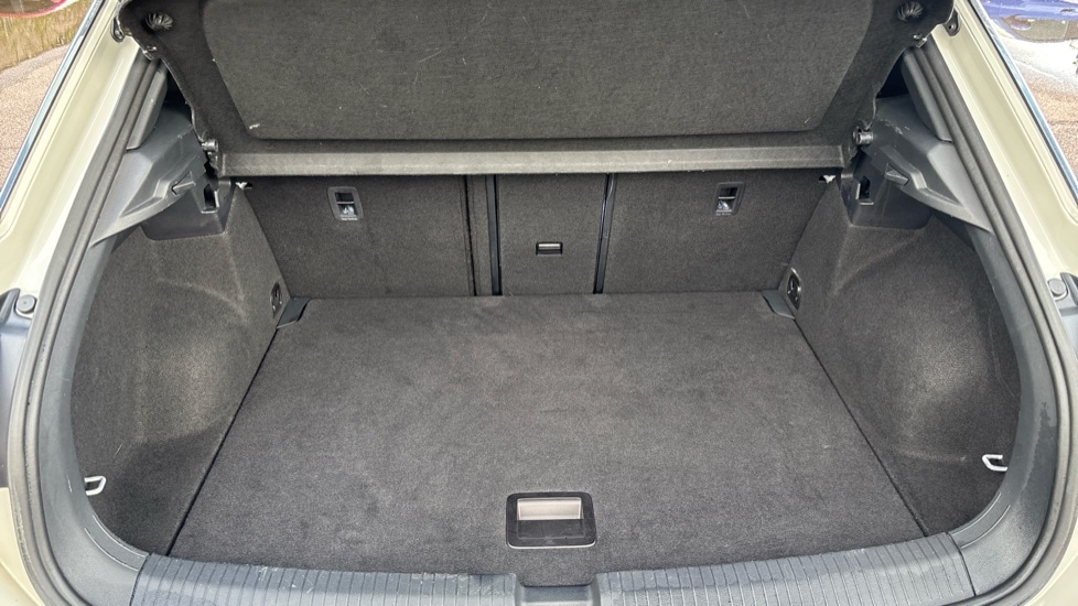 Used Volkswagen T-Roc 2022 for sale - 76487325: Photo 15