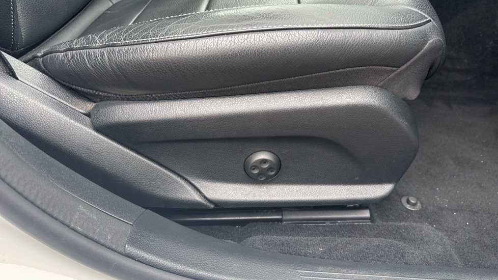 Used Mercedes-Benz E Class 2021 for sale - 75829194: Photo 34