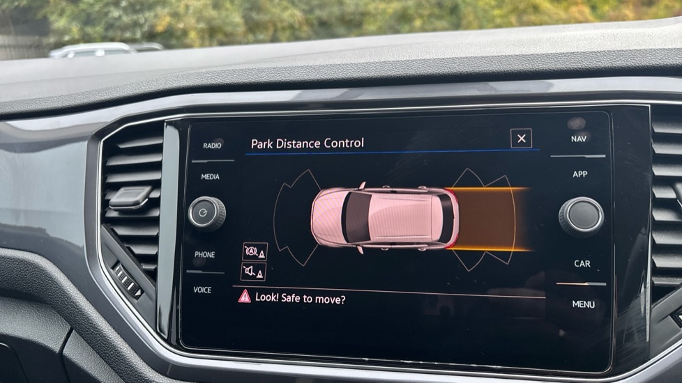 Used Volkswagen T-Roc 2021 for sale - 76523598: Photo 28