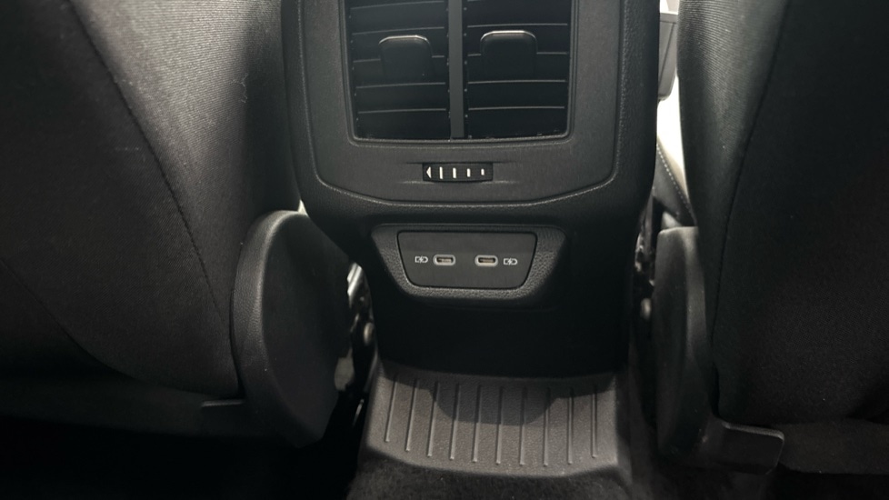 Used Volkswagen T-Roc 2021 for sale - 76523598: Photo 35