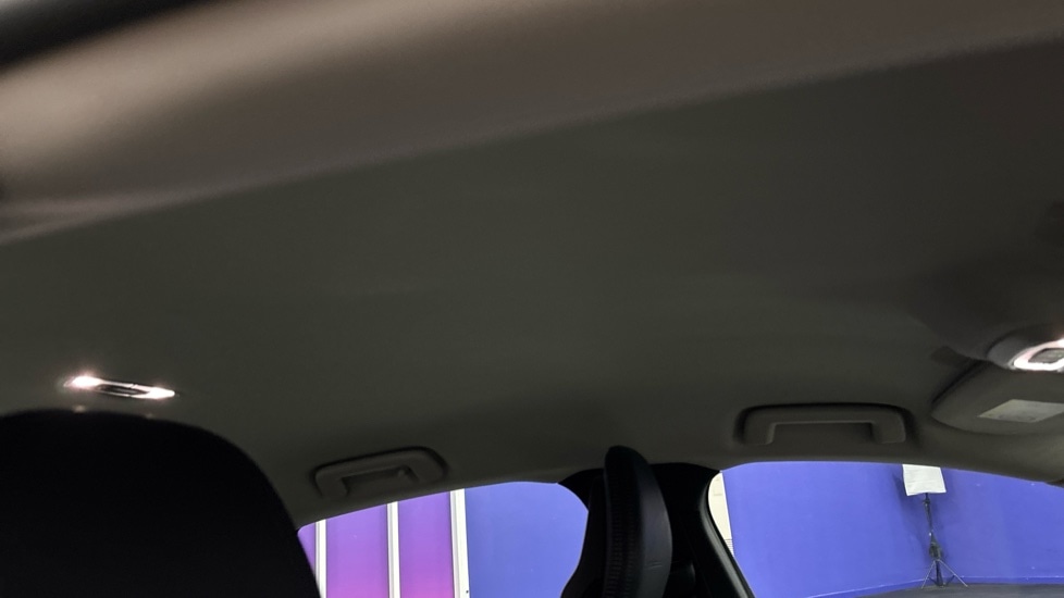 Used Volvo S90 2016 for sale - 76229266: Photo 33