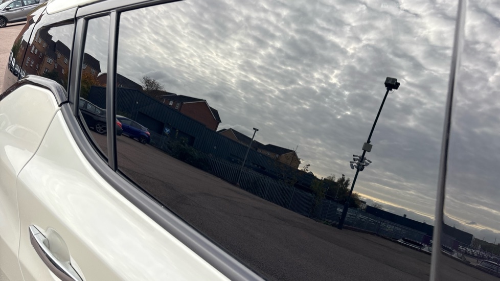 Used Nissan Leaf 2022 for sale - 76487505: Photo 42