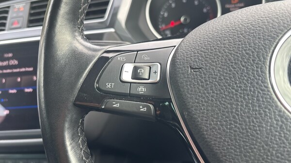 Used Volkswagen Tiguan 2020 for sale - 76254979: Photo 25