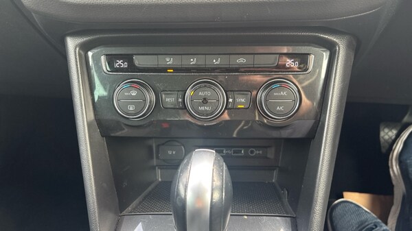 Used Volkswagen Tiguan 2020 for sale - 76254979: Photo 42