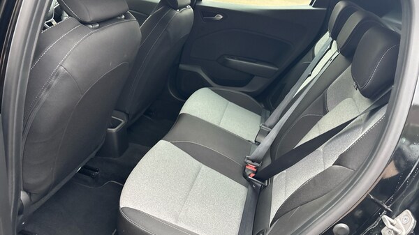 Used Renault Clio 2024 for sale - 76183942: Photo 14