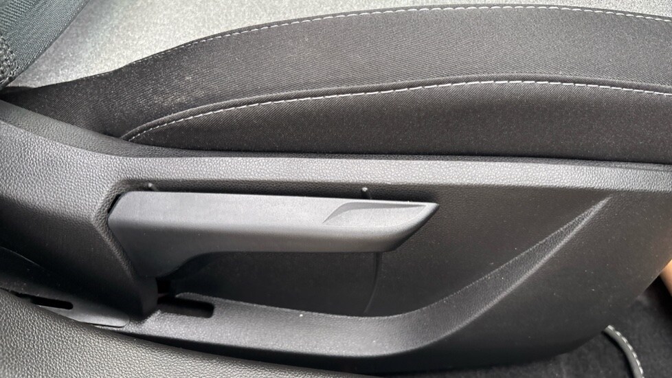 Used Renault Clio 2024 for sale - 76183942: Photo 39