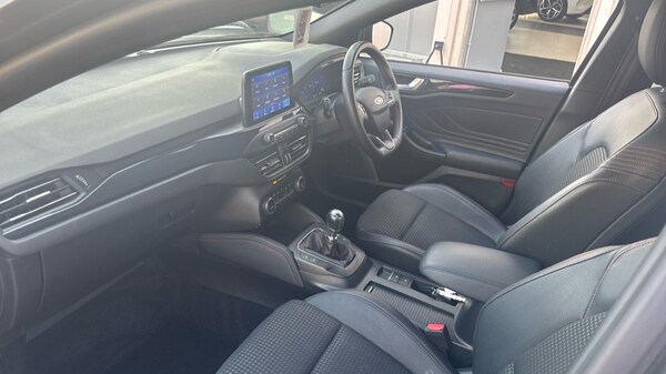 Used Ford Focus 2022 for sale - 76190967: Photo 10