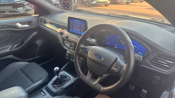 Used Ford Focus 2022 for sale - 76190967: Photo 9