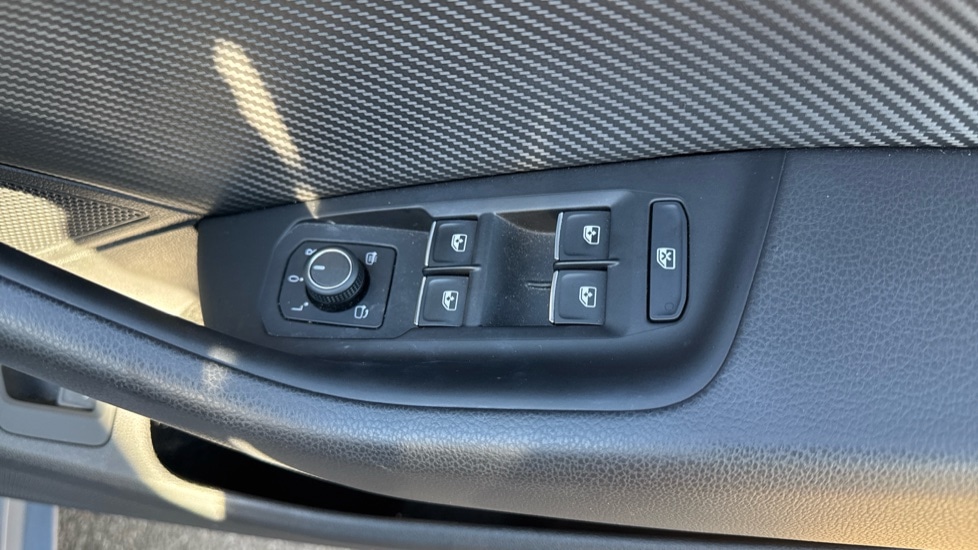 Used Volkswagen Arteon 2022 for sale - 75751321: Photo 32