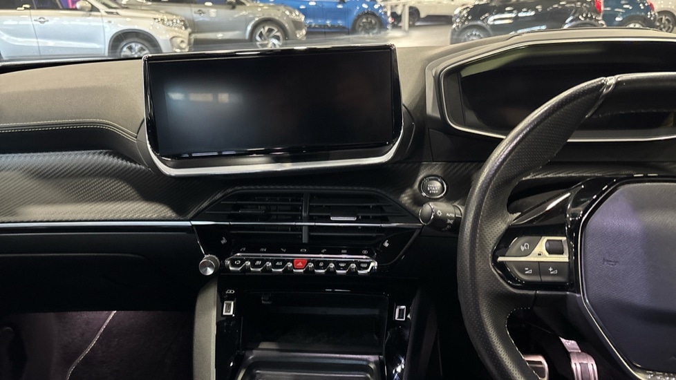 Used Peugeot 2008 2021 for sale - 76861835: Photo 12