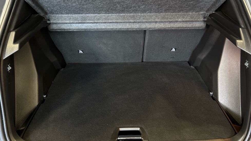 Used Peugeot 2008 2021 for sale - 76861835: Photo 15