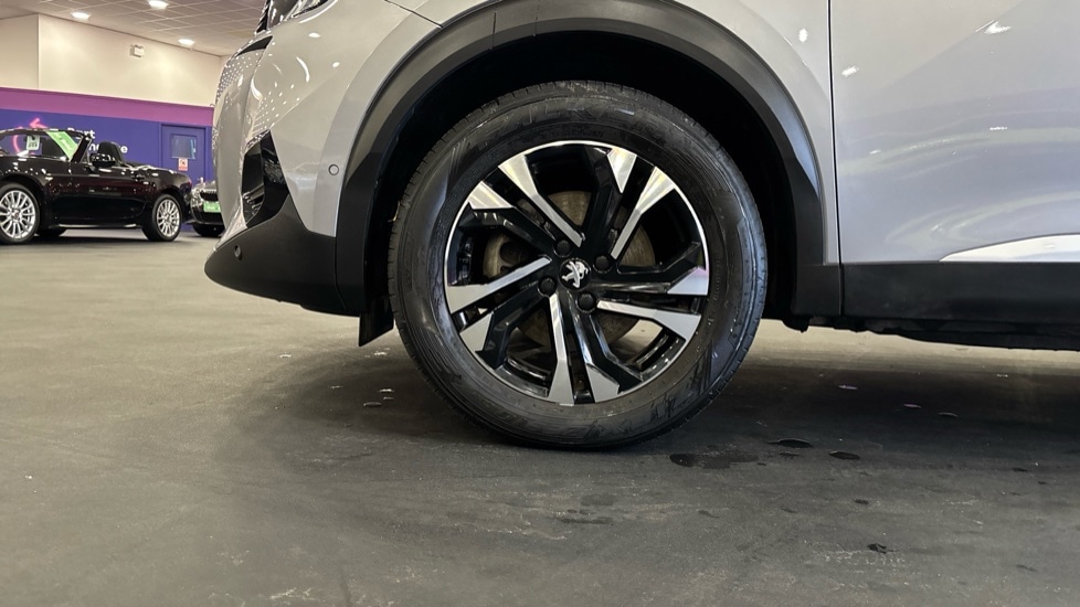 Used Peugeot 2008 2021 for sale - 76861835: Photo 17