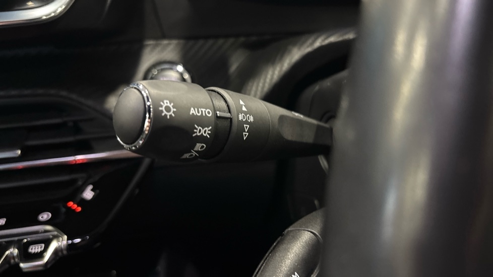 Used Peugeot 2008 2021 for sale - 76861835: Photo 27