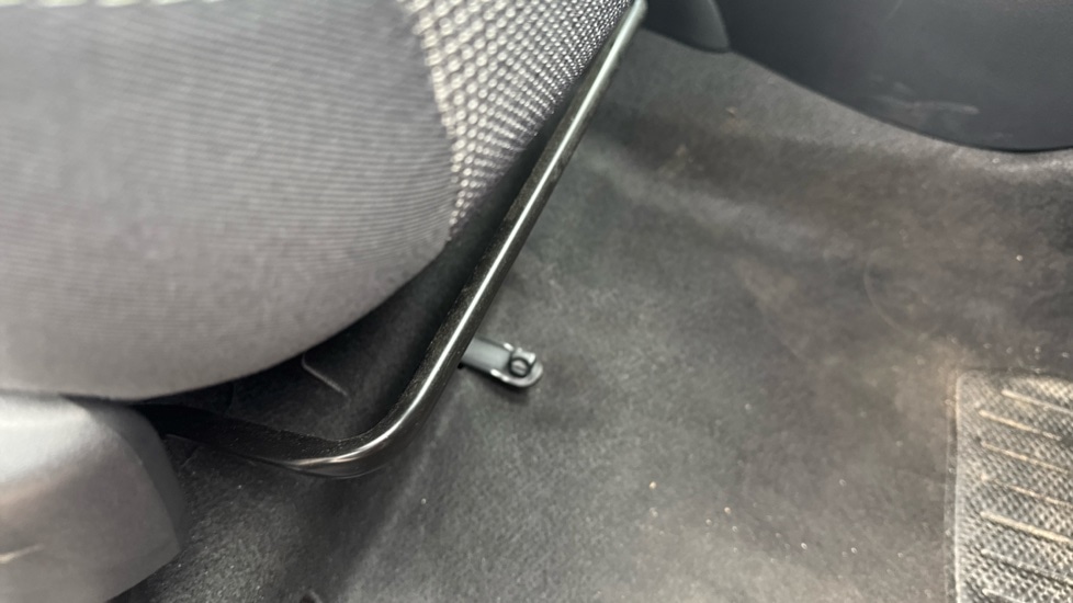 Used Toyota Yaris 2020 for sale - 76595278: Photo 34