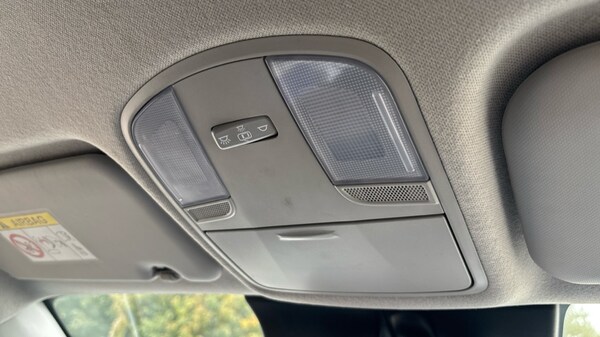 Used Kia Stonic 2022 for sale - 76124561: Photo 43