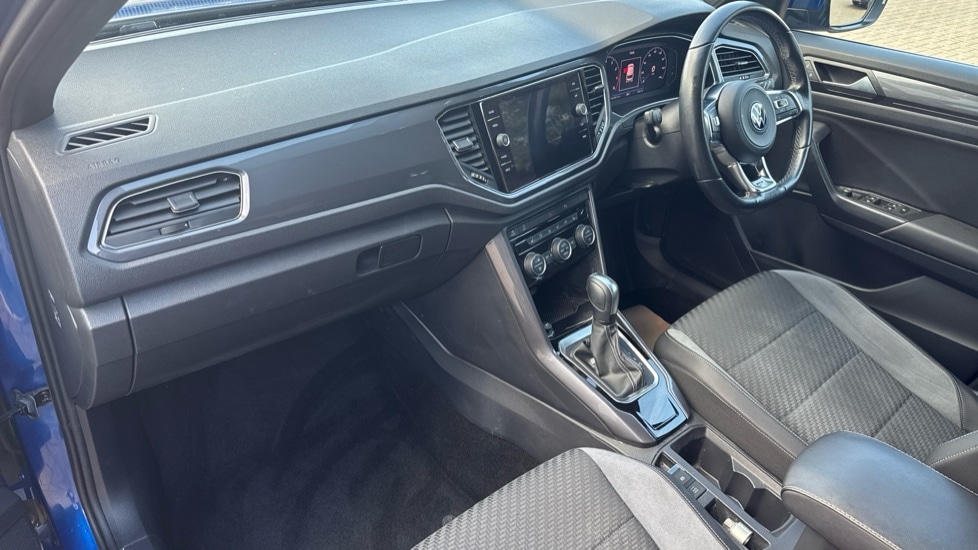 Used Volkswagen T-Roc 2021 for sale - 75992808: Photo 10