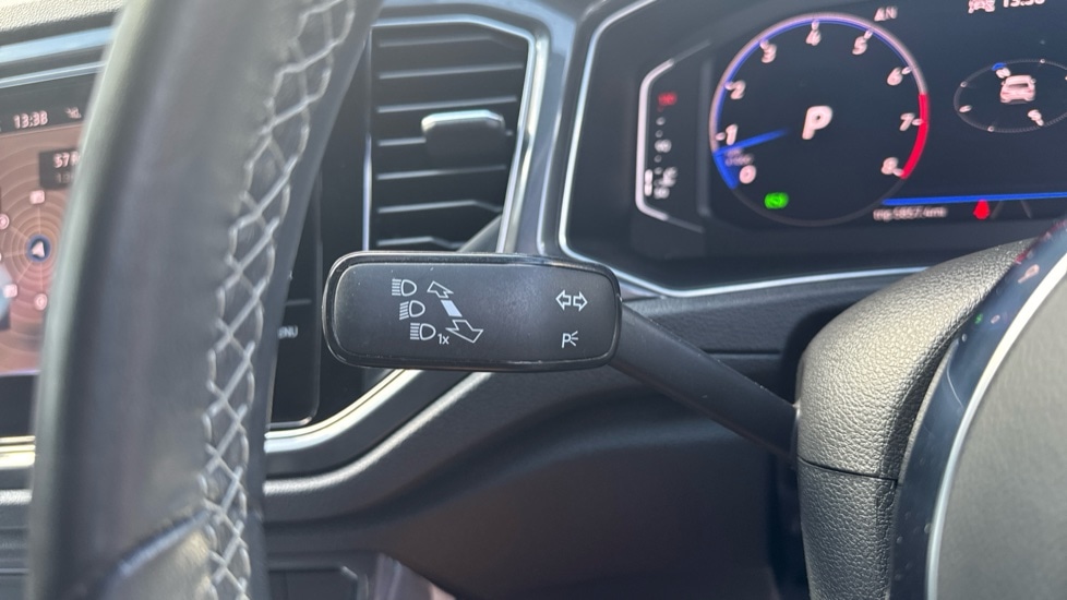 Used Volkswagen T-Roc 2021 for sale - 75992808: Photo 27