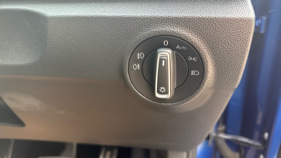 Used Volkswagen T-Roc 2021 for sale - 75992808: Photo 40