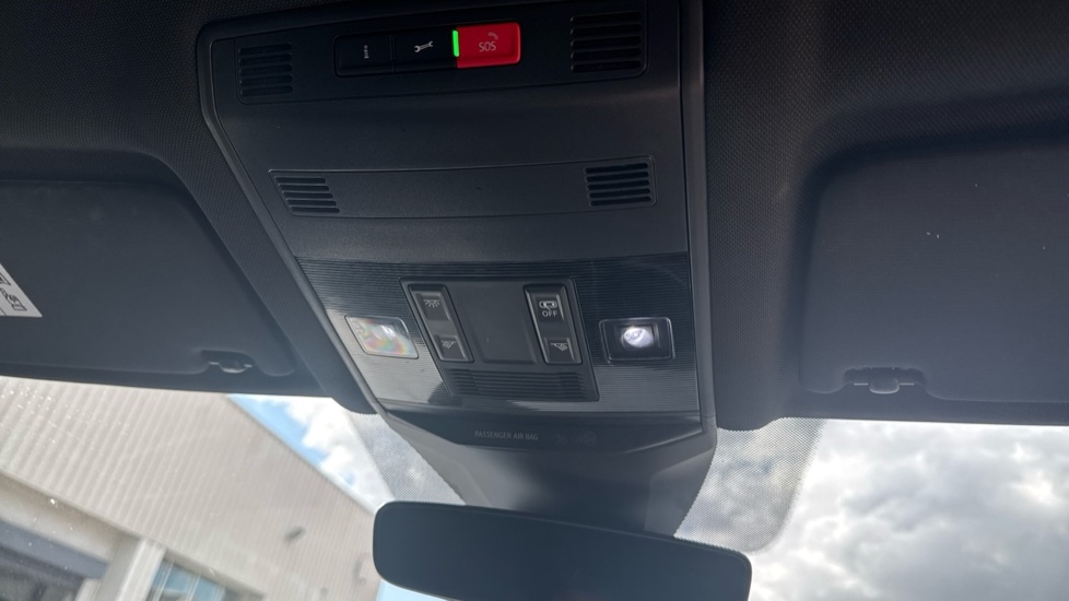 Used Volkswagen T-Roc 2021 for sale - 75992808: Photo 45