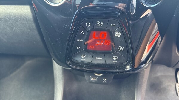 Used Toyota AYGO 2019 for sale - 76008078: Photo 35