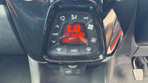 Used Toyota AYGO 2019 for sale - 76008078: Photo 43