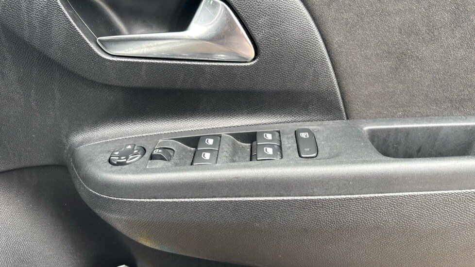 Used Vauxhall Corsa 2023 for sale - 76856370: Photo 32