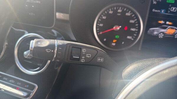 Used Mercedes-Benz GLC 2019 for sale - 76328401: Photo 23