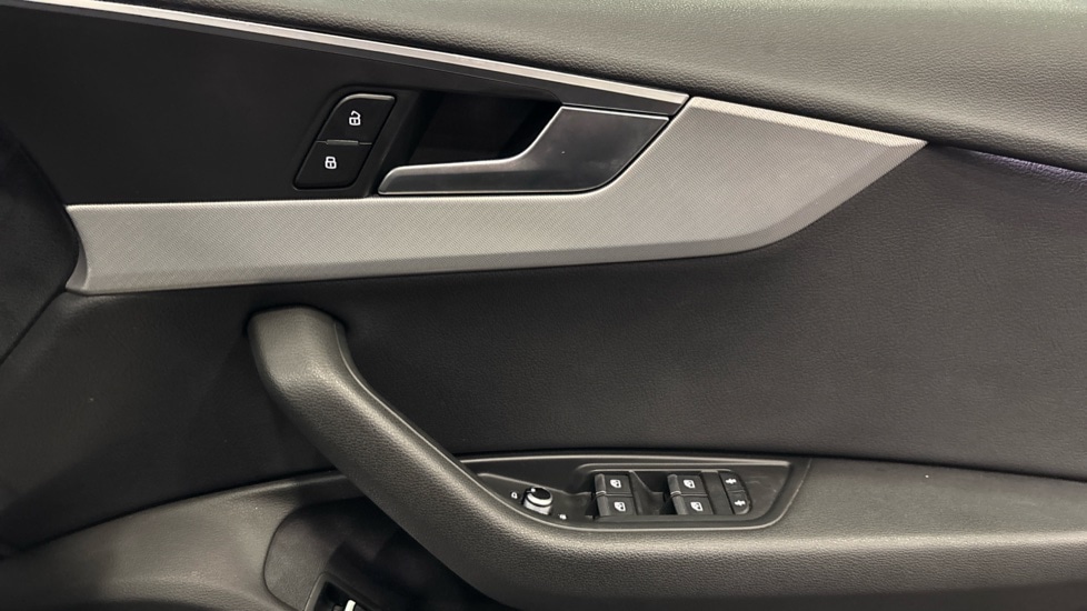 Used Audi A5 2017 for sale - 77057791: Photo 32