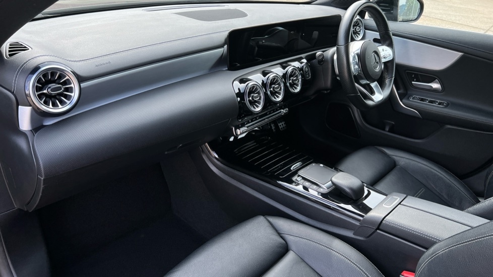 Used Mercedes-Benz CLA 2021 for sale - 76977633: Photo 11