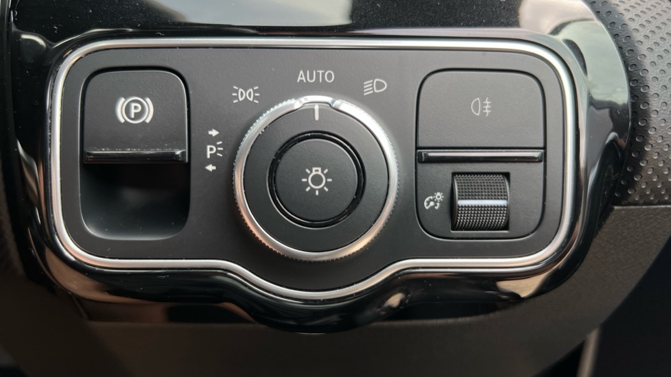 Used Mercedes-Benz CLA 2021 for sale - 76977633: Photo 58