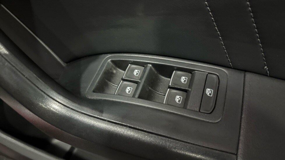 Used SEAT Ateca 2021 for sale - 76623651: Photo 32