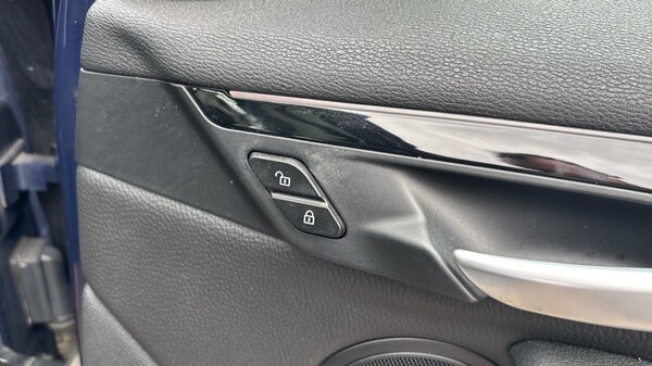 Used BMW X1 2020 for sale - 76079300: Photo 40