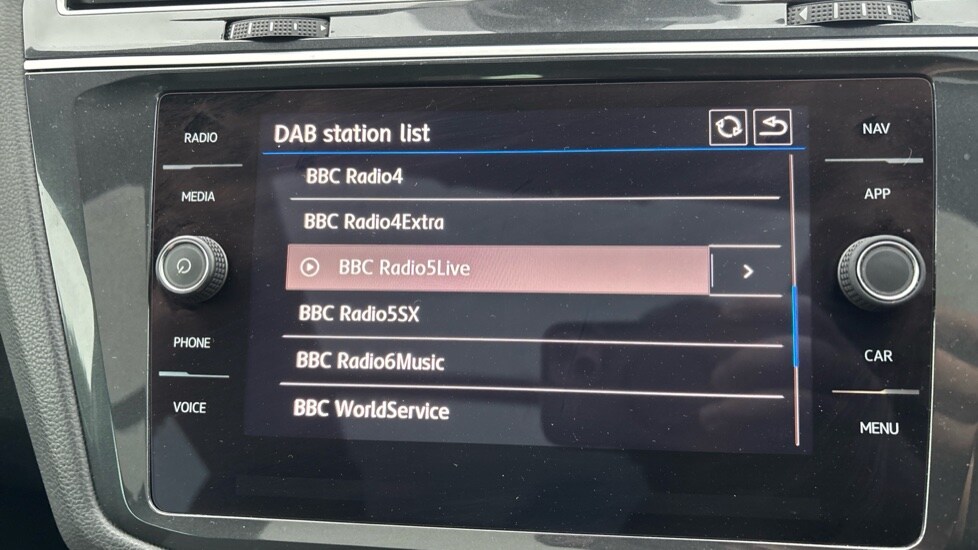 Used Volkswagen Tiguan 2019 for sale - 76079438: Photo 37